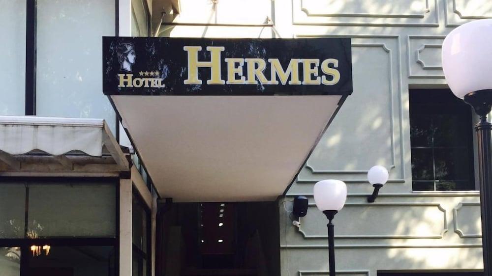 Hotel Hermes Тирана Екстериор снимка