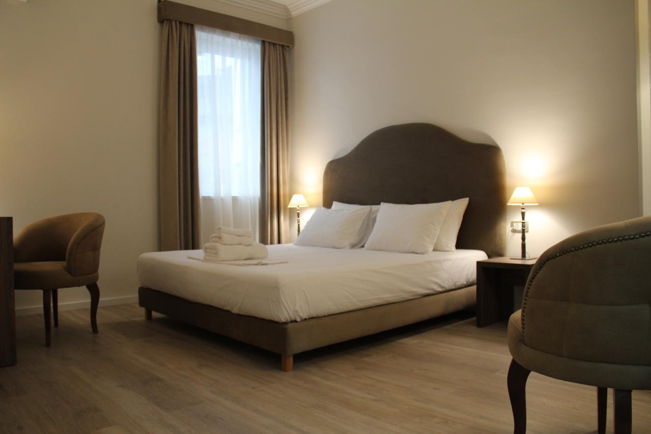 Hotel Hermes Тирана Екстериор снимка