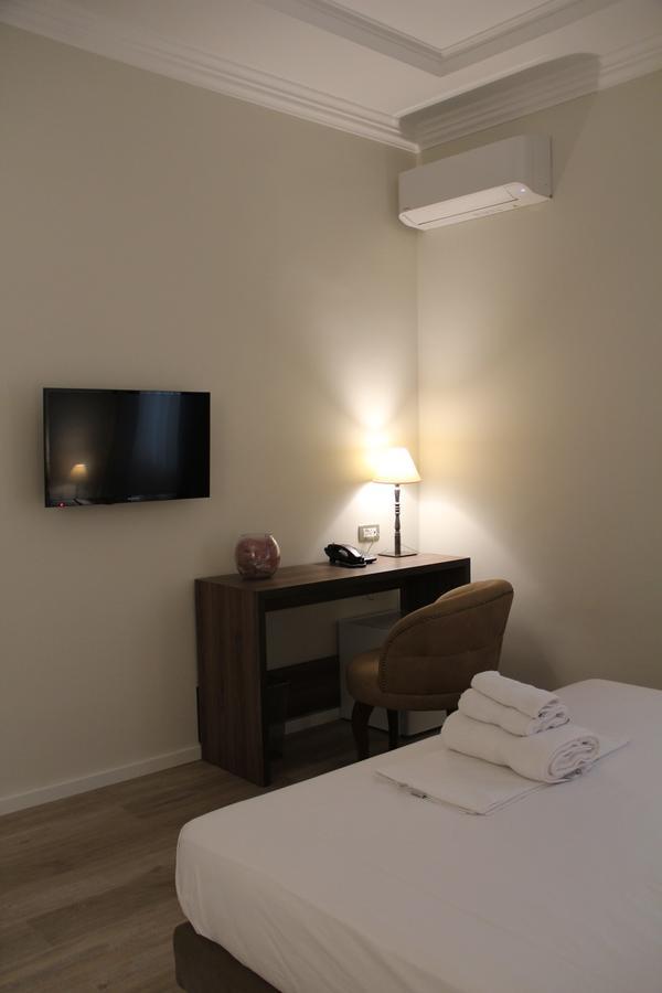 Hotel Hermes Тирана Екстериор снимка