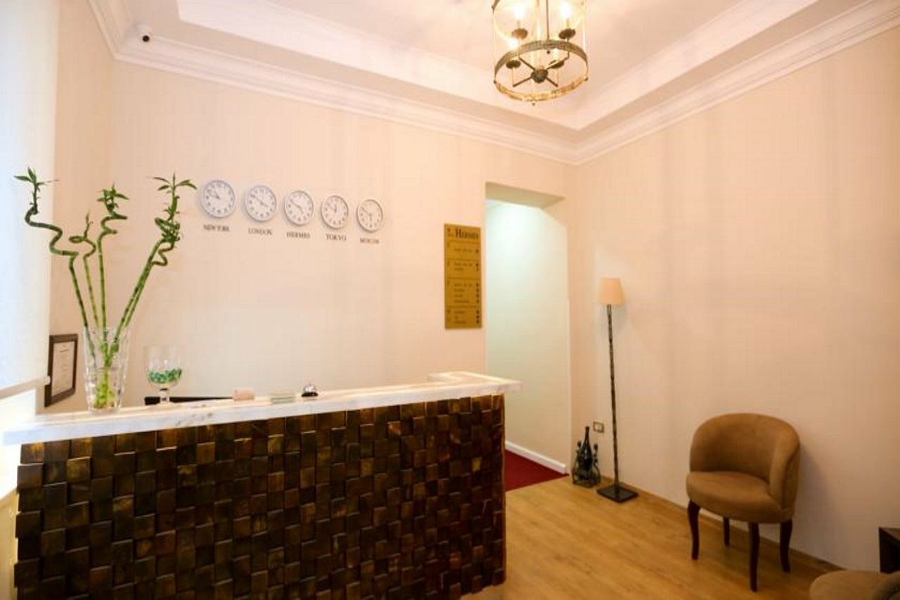 Hotel Hermes Тирана Екстериор снимка